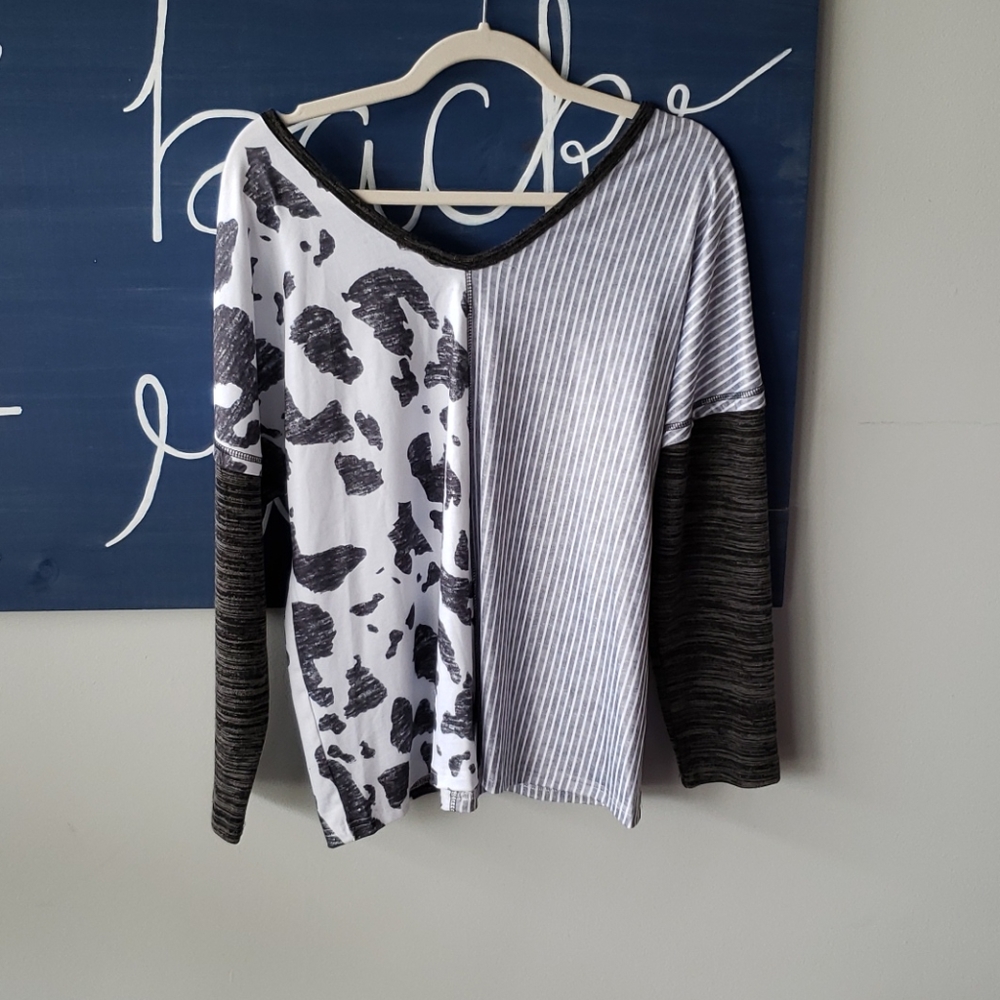 Color Block Blouse - Picture 2 of 2